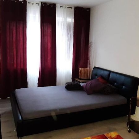 Ferienwohnung Privat,geschäftlich oder Familienausflug... BRE Exterior foto